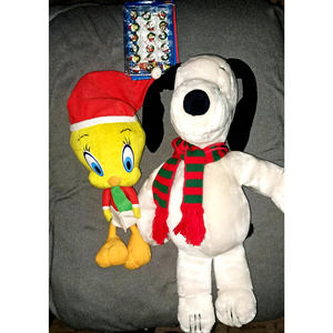 Holiday Snoopy & Tweety Fun Plus 20 inch Snoopy Plus Looney Tunes Ornaments